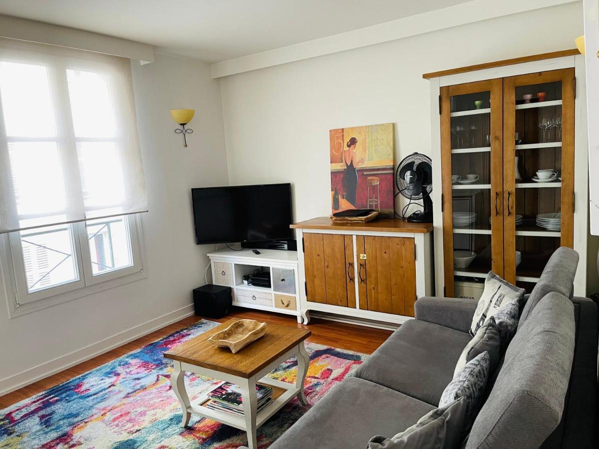 Pleasure Little Treasure - Montmartre Apartment Paris Exterior photo